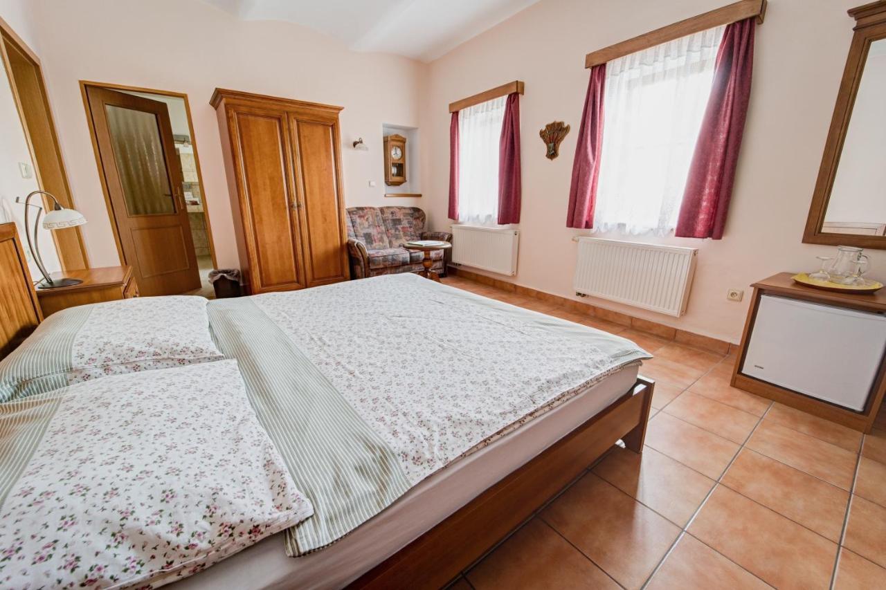 Český Krumlov Rodinny Pension Antoni מראה חיצוני תמונה