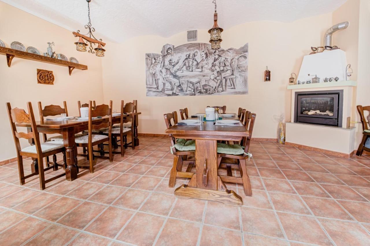 Český Krumlov Rodinny Pension Antoni מראה חיצוני תמונה